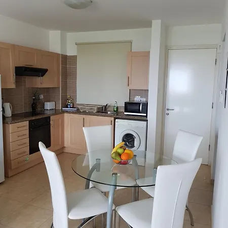 アパート With Sea View パラリムニ